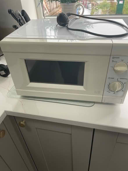 Photo of free Microwave (Great Boughton Chester CH3) #1