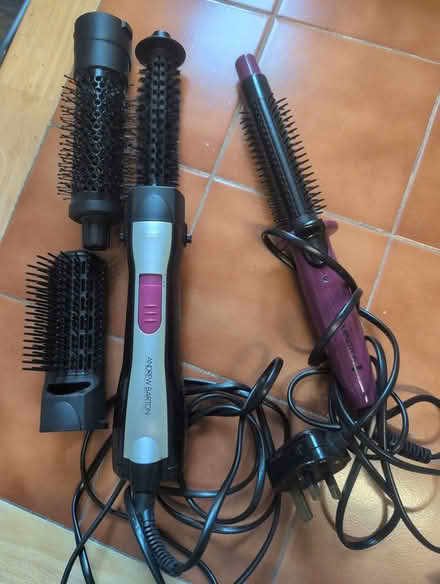 Photo of free Hot air styler and curling brush (Hastings TN34) #1