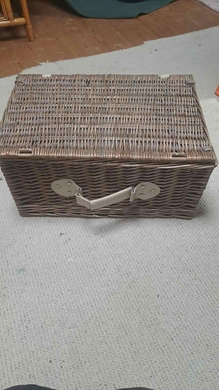 Photo of free Wicker picnic basket (Worthing road) #2
