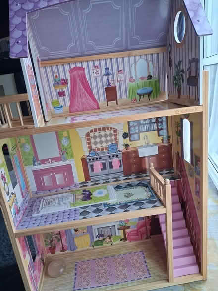 Photo of free Large dolls house (Styvechale, Coventry CV3) #1