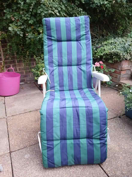 Photo of free Folding reclining garden chair (Billericay CM11) #1