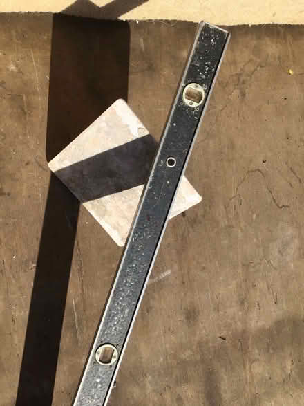 Photo of free Spirit level / plasterers’ hawk (California IP4) #2