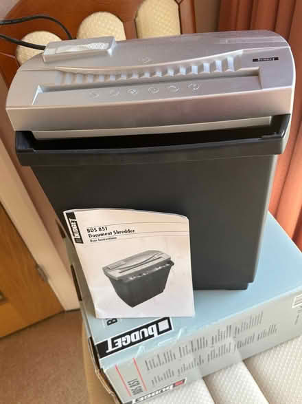 Photo of free Electric Shredder (Enfield EN2) #3
