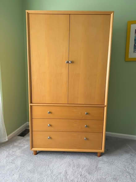 Photo of free TV cabinet and 3 storage drawers (Allentown near Brewing Co.) #1