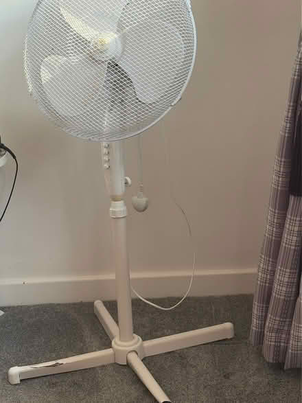 Photo of free Freestanding fan (Sowerby HX6) #1