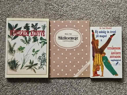 Photo of free Hungarian books - health (Hamilton West Mountain) #1