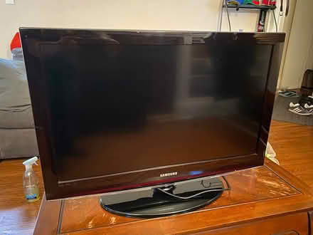 Photo of free Samsung 32” Television (The Beaches) #1