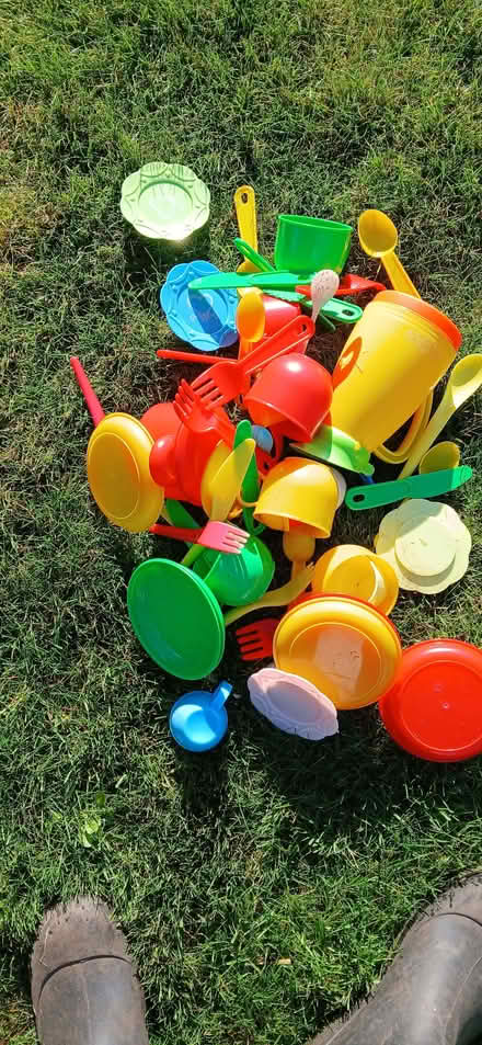 Photo of free Children's play stuff - paddling pool etc (Chorley PR7) #3