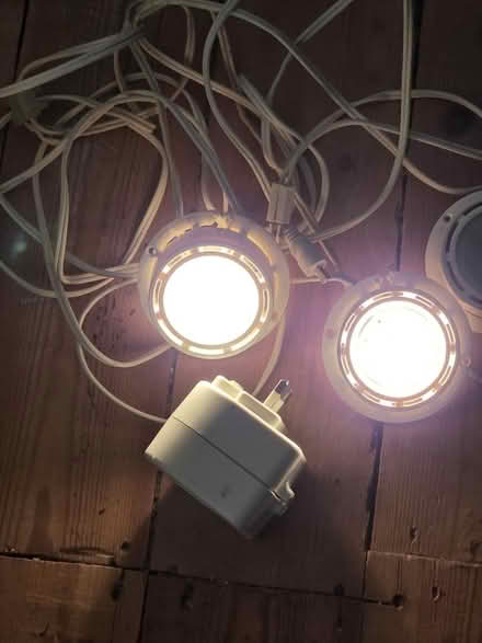 Photo of free Ikea Kitchen cabinet spotlights (Luton LU2) #2