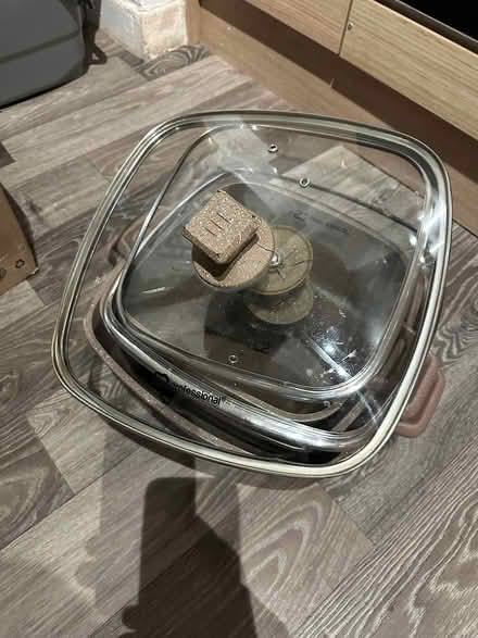 Photo of free Set of 4 pots (WV10) #4
