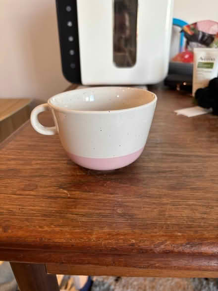 Photo of free 5 mugs (Clapton, E5) #2