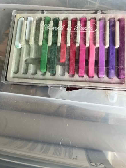 Photo of free conte paris pastel set plus rembrandt soft pastel (Hoddesdon EN11) #2