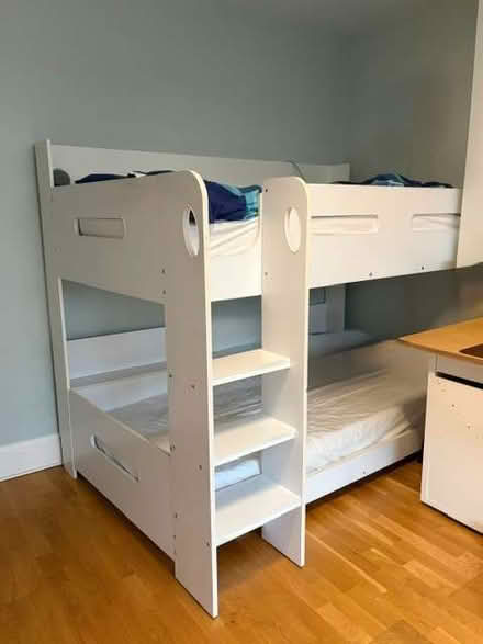 Photo of free White Single Bunk Bed Frame & 2 Mattresses – Fair Condition (Forest Hill SE23) #1