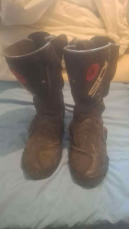Photo of free Motor bike clothing & tank bag (Bridgend CF31) #1