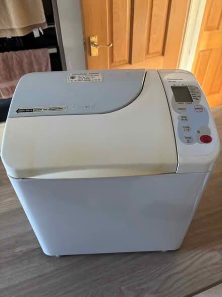 Photo of free Panasonic bread maker (Shelfield WS4) #2