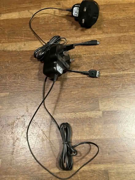 Photo of free 3 chargers - I think (Weston Park BA1) #1