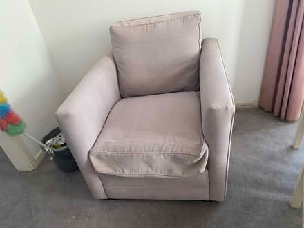 Photo of free 2 seater sofa and 2 armchairs (Edgware HA8) #3