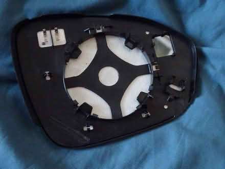 Photo of free Car Wing mirror glass. collection from KT5 9NH (Tolworth KT5) #2