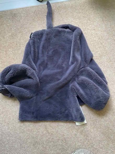Photo of free Grey fur / fleece fabric (Tilehurst RG30) #1