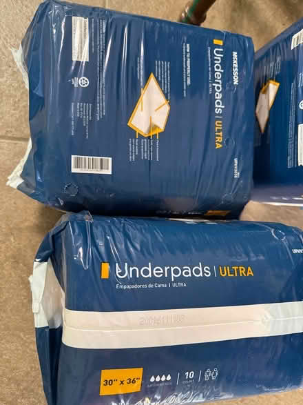 Photo of free Absorbent pads (PH near Strandwood School) #1