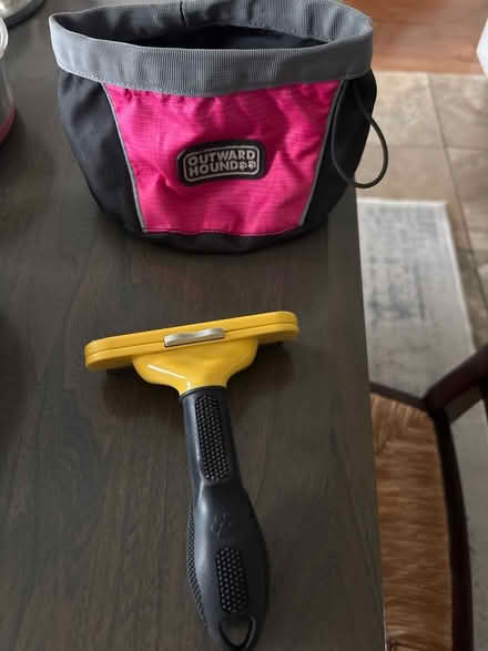 Photo of free Dog supplies (Leominster) #3