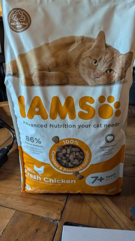 Photo of free Iams Cat Food 7 years + (Sevenoaks TN14) #1
