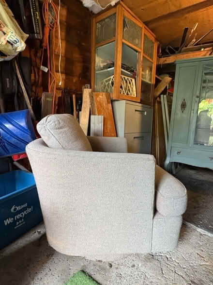 Photo of free Comfy swivel chair (Civic Hospital near Hintonburg) #2