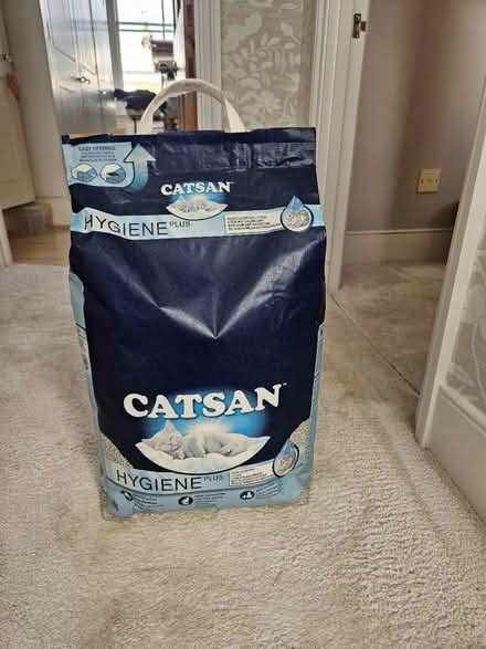 Photo of free Cat litter (World's End SW10) #1