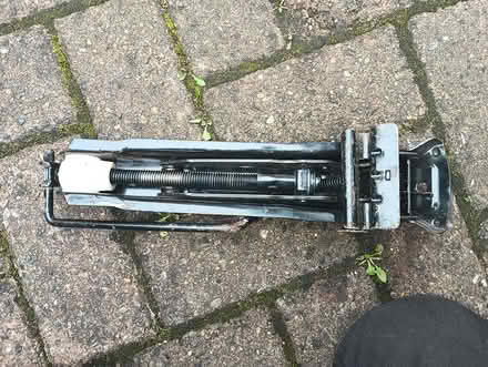 Photo of free Compact Car Jack (Nuthall NG16) #2
