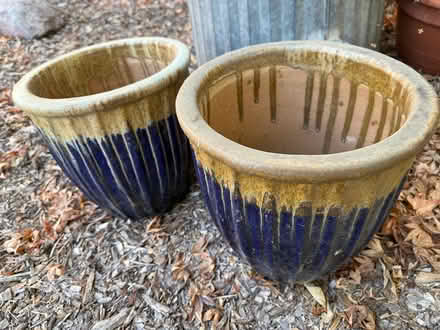 Photo of free Ceramic pots (PH near Strandwood School) #1