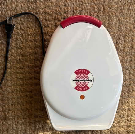 Photo of free Waffle Iron (Bowie) #1