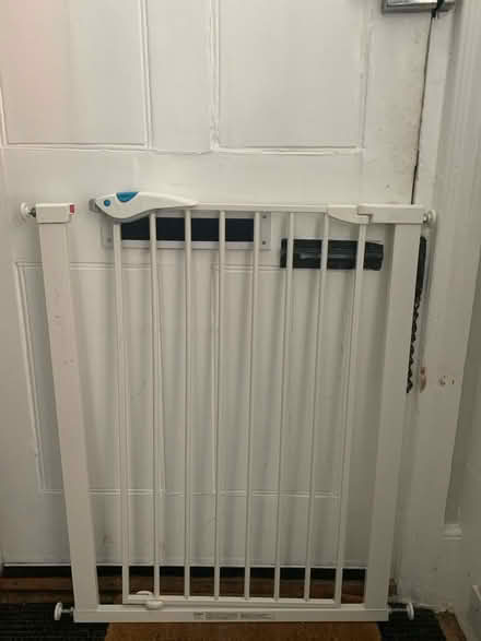 Photo of free Child pressure safety gate (Lindam) (Ramsgate CT11) #1