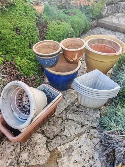 Photo of free Pots (Oakley RG23) #1
