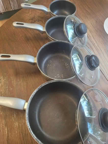 Photo of free 4 saucepans with lids (Wigmore Medway ME8) #1