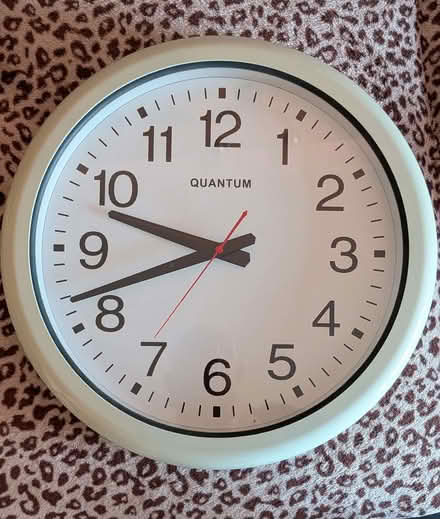 Photo of free Battery powered clock (faulty) (Lyppard Grange WR4) #1
