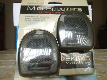 Photo of free Signalex SK545 mini speakers (Highfields ST17) #1