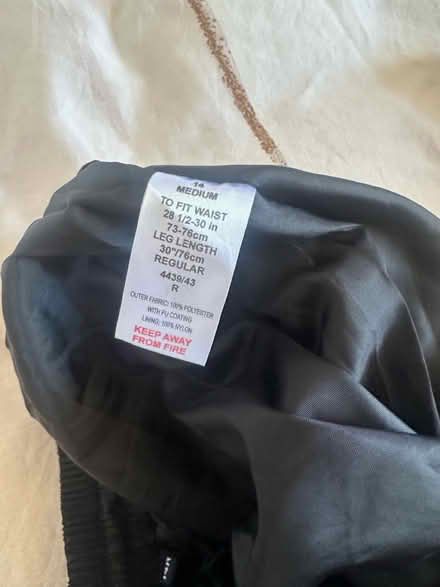 Photo of free Size 14R women’s over trousers (Lower Island CT5) #3