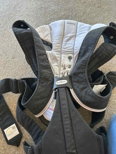 Photo of free Baby Bjorn sling (Foxholes SG13) #2