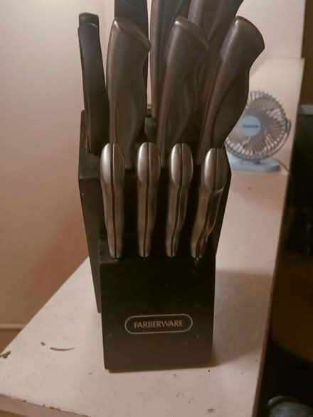 Photo of free Knife Set (White Center) #2