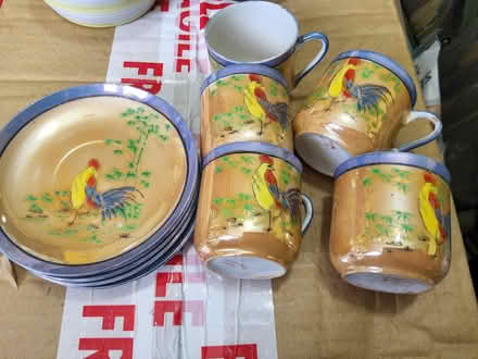 Photo of free Japanese lost aware rooster coffee set (Netherfield MK6) #1