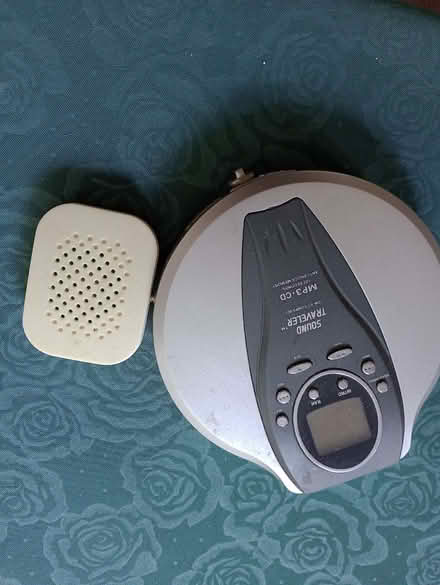 Photo of free cd player (Letchworth SG6) #1