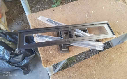 Photo of free TV wall mount (Canterbury CT3) #1