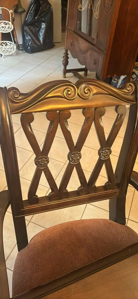 Photo of free Dining room set (11788) #2