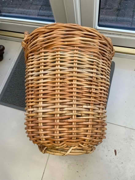 Photo of free Cane basket with handles no 1 (Addiscombe CR0) #2