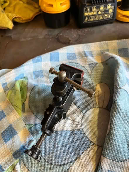 Photo of free Mini vice (Havant PO9) #2