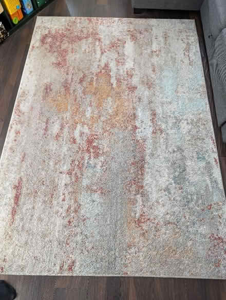 Photo of free Warm rug (Stepney E14) #1