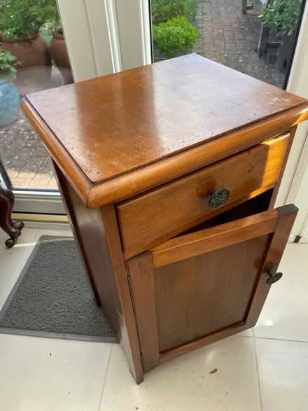 Photo of free Vintage wooden bedside cabinet (Addiscombe CR0) #3