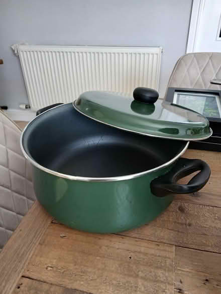 Photo of free 2 Big Casserole pans (Widnes Cheshire) #1