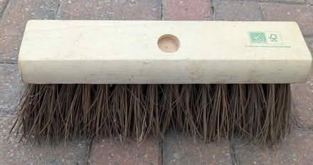 Photo of free Broom head (Stonefield ST15) #1
