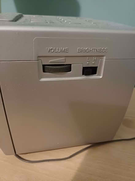 Photo of free Analogue radio alarm clock (London Rd, HW HP11) #4